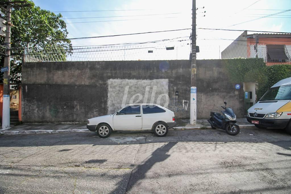 FACHADA de Área / Terreno à venda, Padrão com 800 m², e em Vila do Encontro - São Paulo