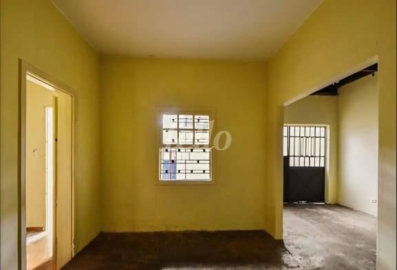 SALA de Casa à venda, térrea com 128 m², 3 quartos e 10 vagas em Campo Belo - São Paulo