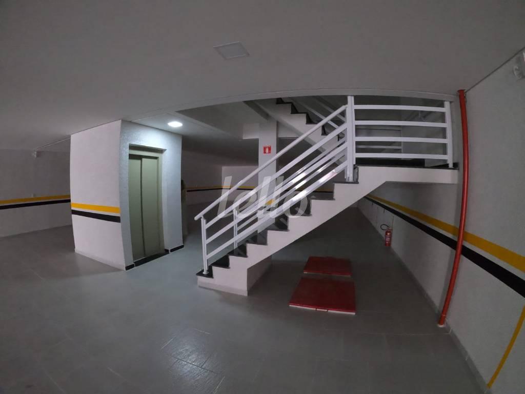 GARAGEM de Apartamento à venda, Padrão com 41 m², 2 quartos e 1 vaga em Vila América - Santo André