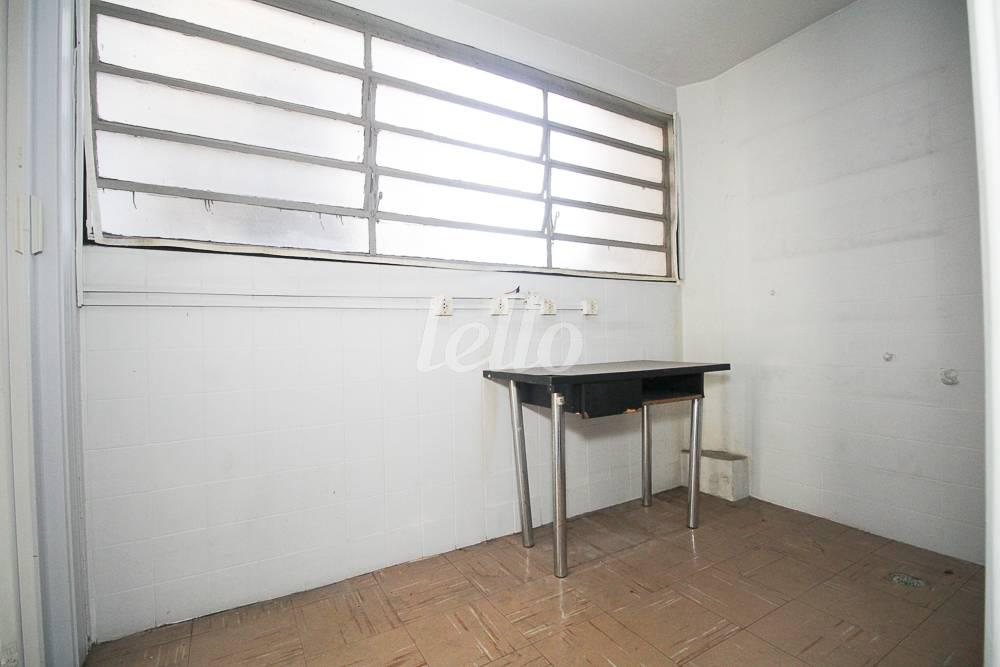 SALA 2 de Sala / Conjunto à venda, Padrão com 166 m², e em Jardim Paulista - São Paulo