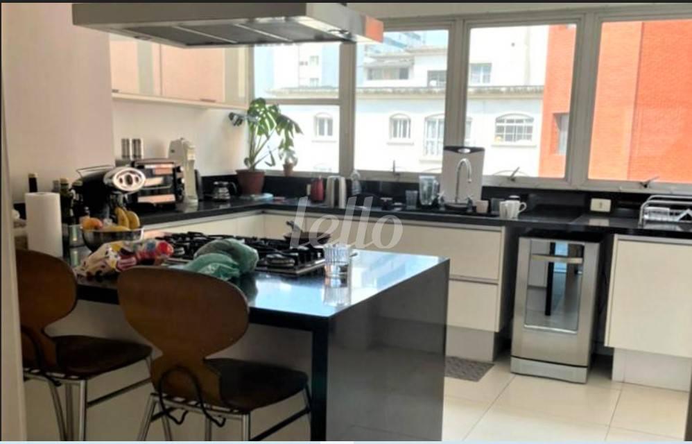 COZINHA (1) de Apartamento à venda, Padrão com 164 m², 3 quartos e 1 vaga em Itaim Bibi - São Paulo