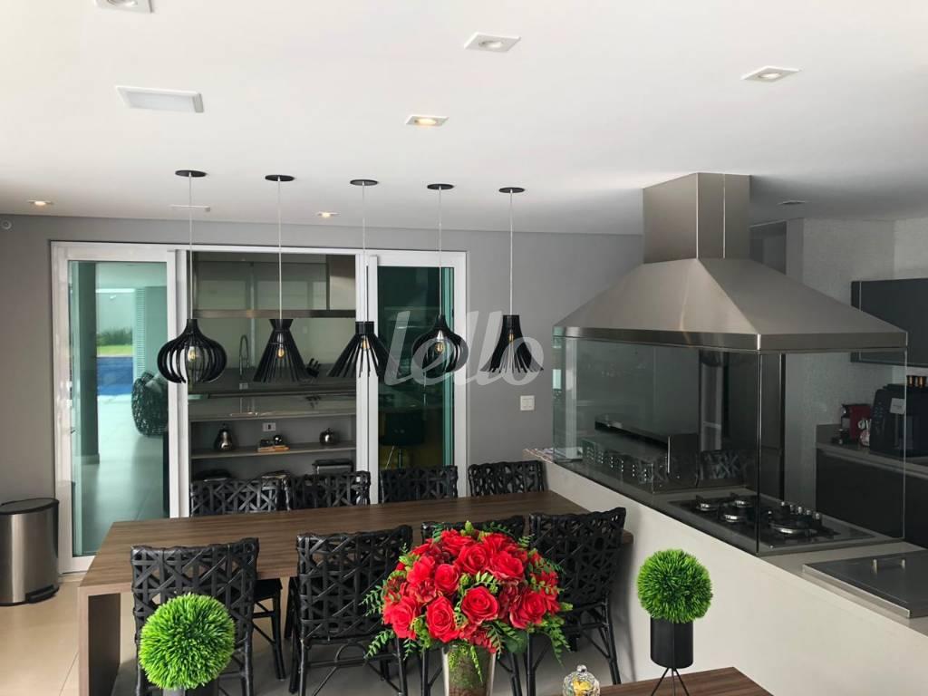 AREA GOURMET de Casa à venda, em condomínio - sobrado com 1200 m², 6 quartos e 6 vagas em Cerâmica - São Caetano do Sul