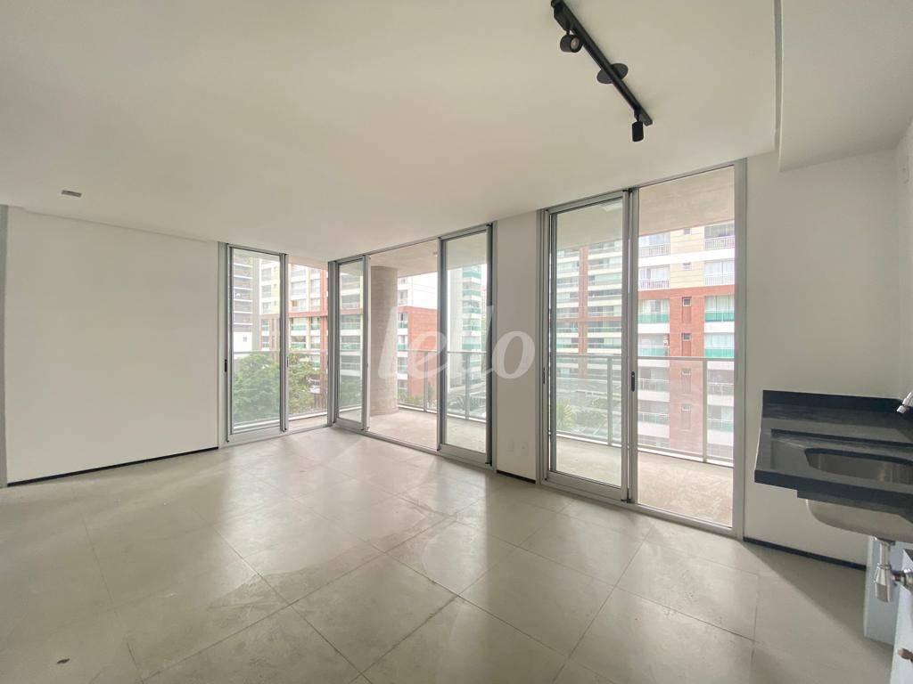 SALA de Apartamento à venda, Padrão com 52 m², 1 quarto e em Consolação - São Paulo