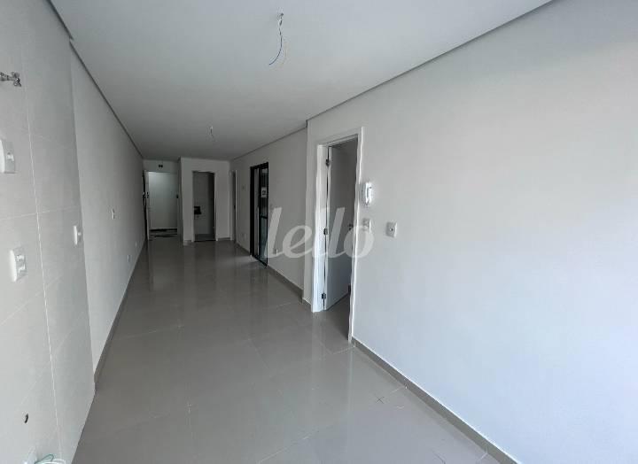 SALA DOIS AMBIENTES de Apartamento à venda, Padrão com 47 m², 2 quartos e 1 vaga em Vila América - Santo André