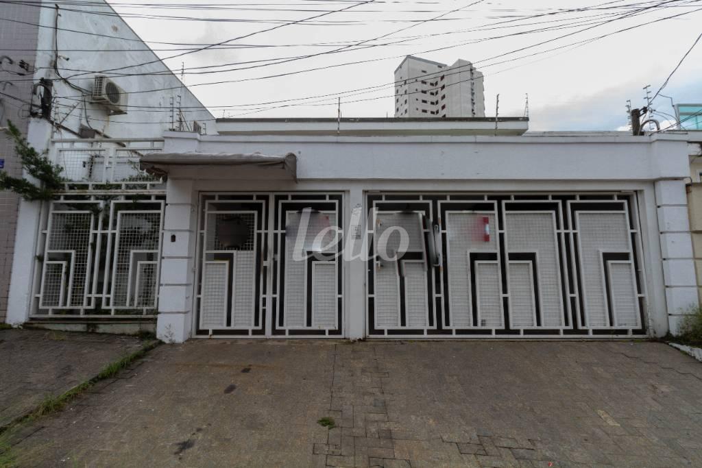 FACHADA de Casa à venda, sobrado com 110 m², 3 quartos e 3 vagas em Mooca - São Paulo