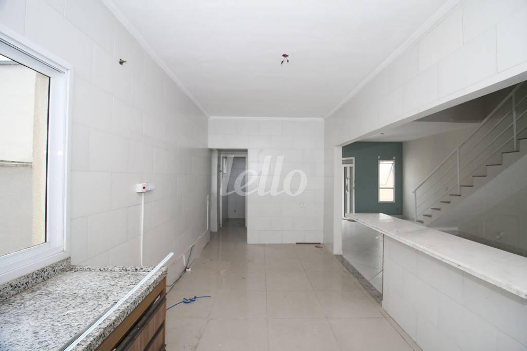 COZINHA de Casa para alugar, em condomínio - sobrado com 270 m², 4 quartos e 3 vagas em Planalto Paulista - São Paulo
