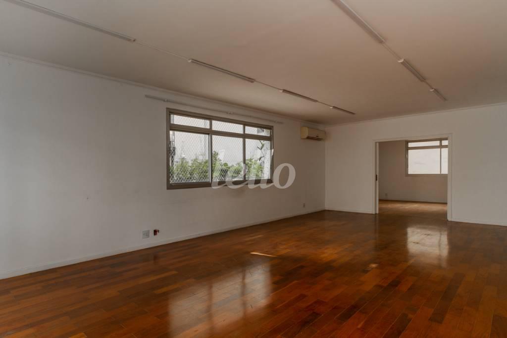 SALA 1 de Apartamento à venda, Padrão com 295 m², 3 quartos e 3 vagas em Jardim Paulista - São Paulo