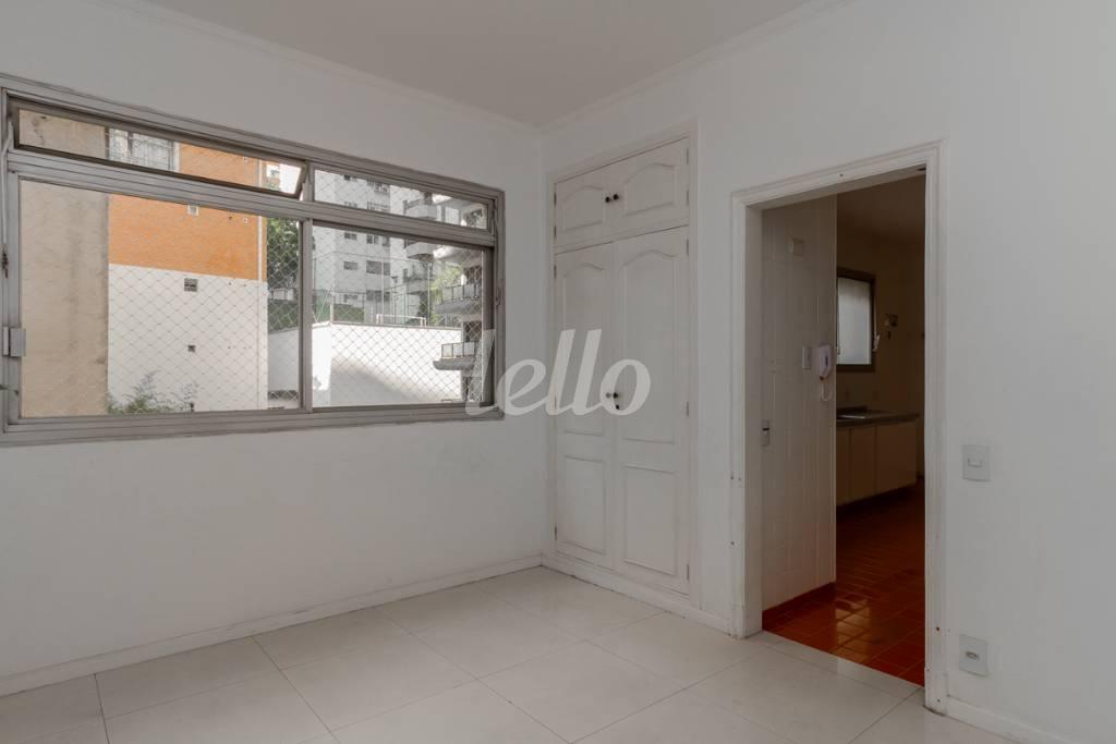 SALA 3 de Apartamento à venda, Padrão com 295 m², 3 quartos e 3 vagas em Jardim Paulista - São Paulo