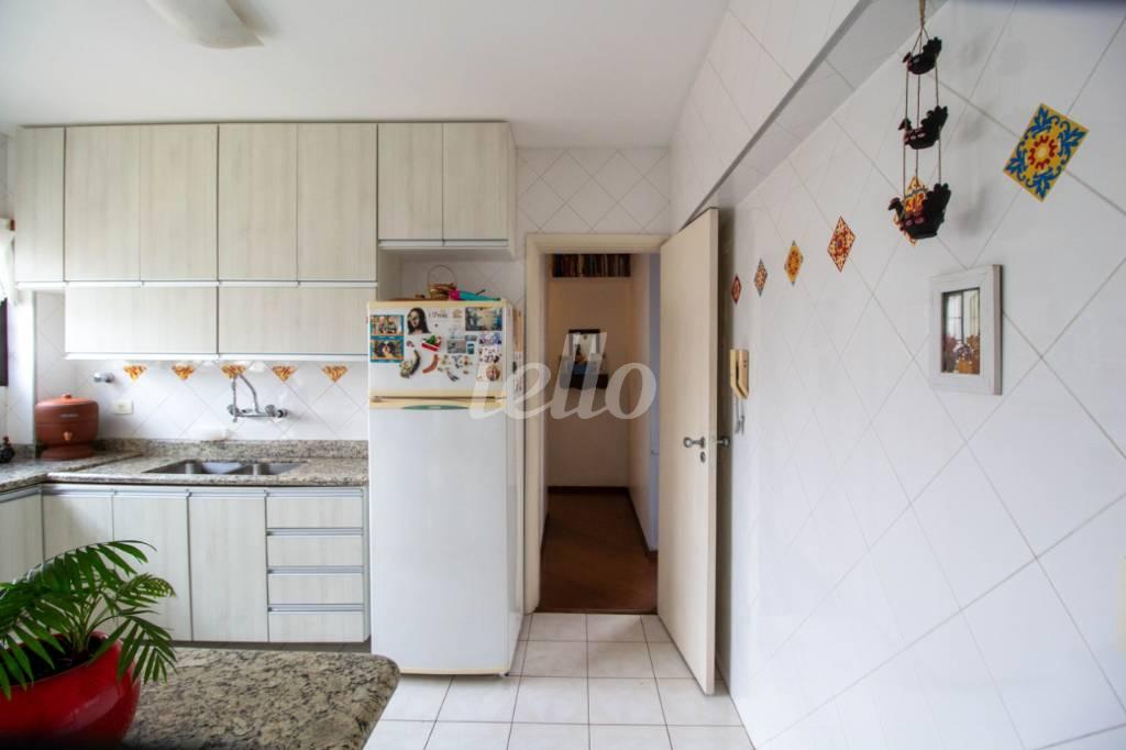 COZINHA de Apartamento à venda, Padrão com 80 m², 2 quartos e 1 vaga em Pinheiros - São Paulo