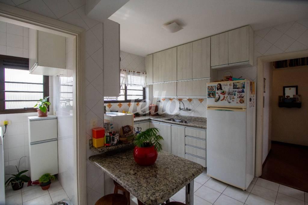 COZINHA de Apartamento à venda, Padrão com 80 m², 2 quartos e 1 vaga em Pinheiros - São Paulo