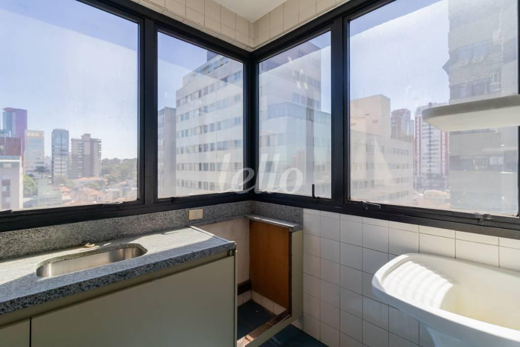 COZINHA de Sala / Conjunto para alugar, Padrão com 270 m², e em Pinheiros - São Paulo