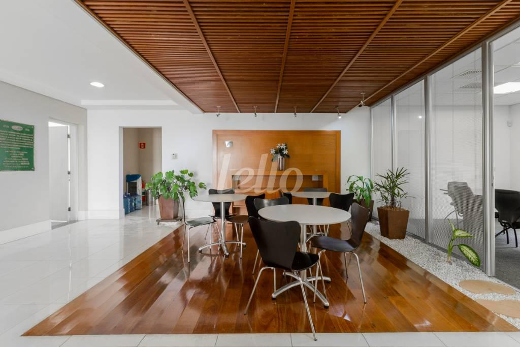 SALA 1 de Casa para alugar, sobrado com 1250 m², e 20 vagas em Indianópolis - São Paulo