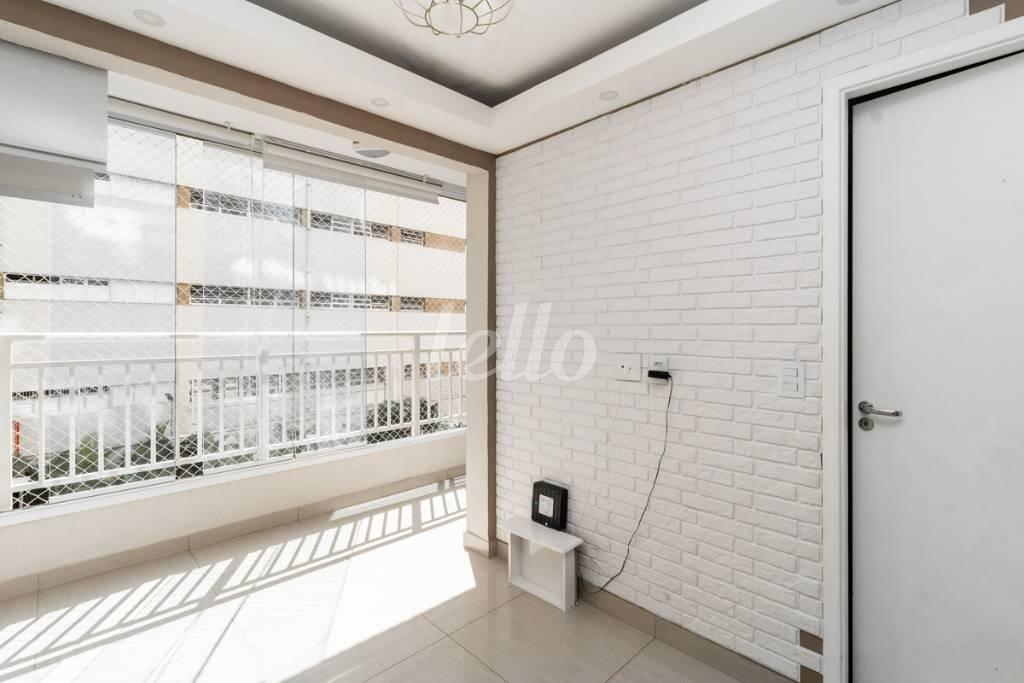 SALA de Apartamento à venda, Padrão com 32 m², 1 quarto e em Catumbi - São Paulo