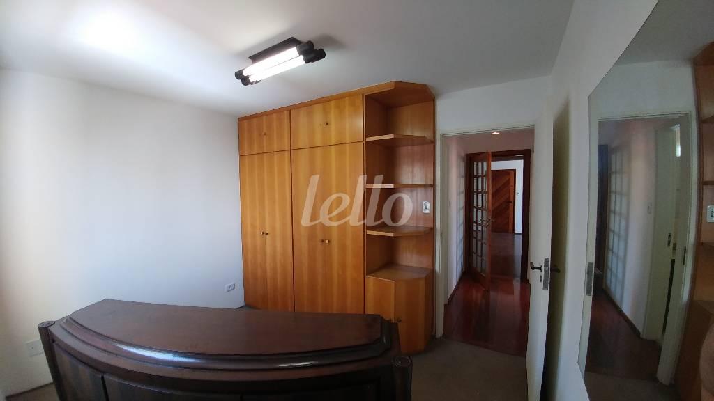 DORM de Apartamento à venda, Padrão com 115 m², 3 quartos e 2 vagas em Indianópolis - São Paulo
