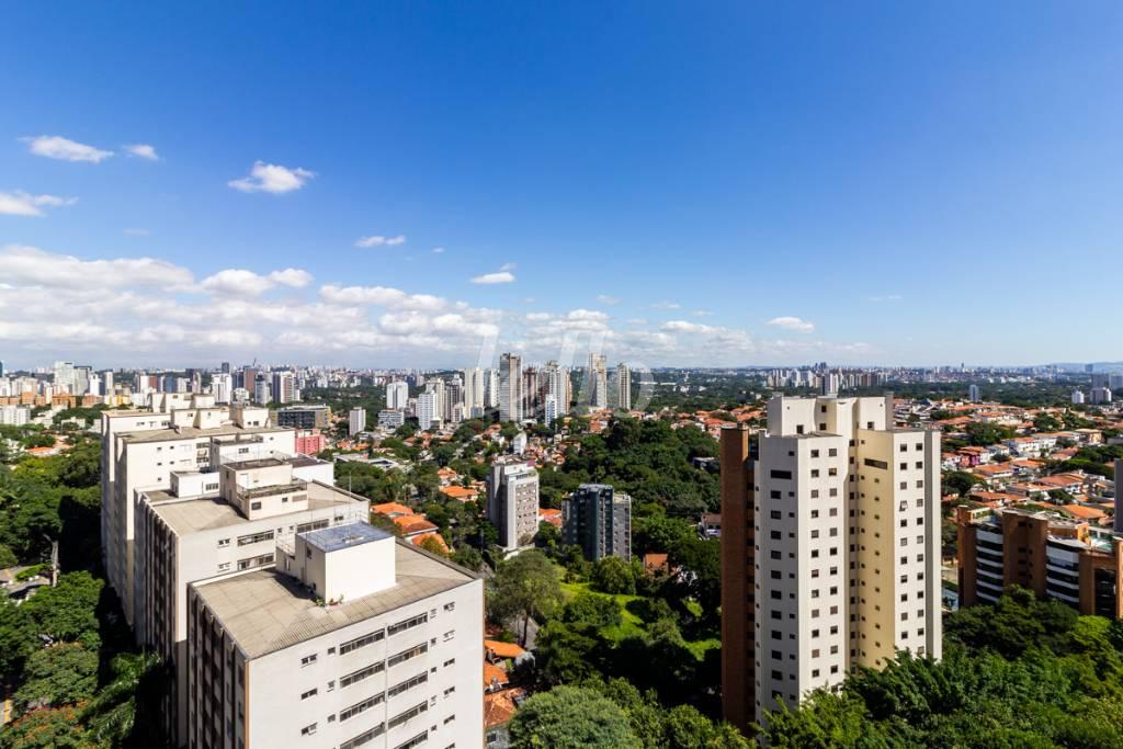 VISTA de Apartamento à venda, Padrão com 68 m², 2 quartos e 1 vaga em Sumarezinho - São Paulo