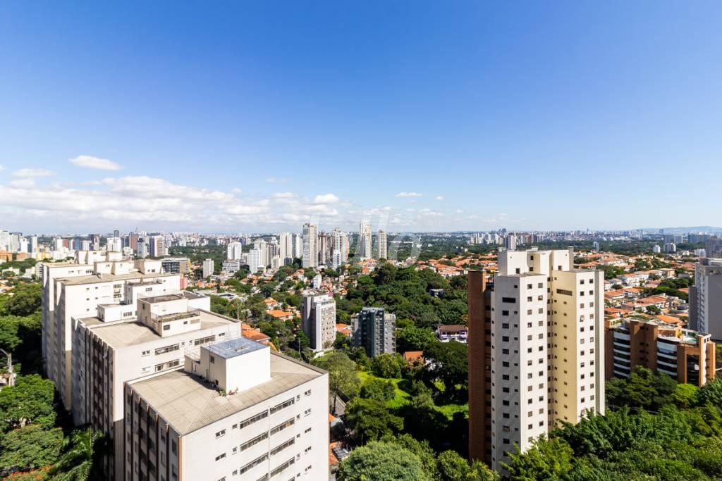 VISTA de Apartamento para alugar, Padrão com 68 m², 2 quartos e 1 vaga em Sumarezinho - São Paulo