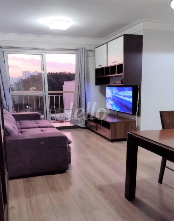 SALA de Apartamento à venda, Padrão com 62 m², 3 quartos e 2 vagas em Cambuci - São Paulo