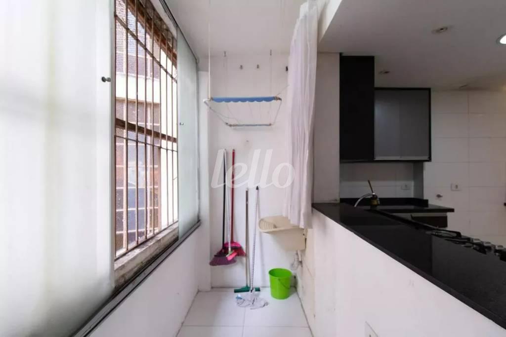 AREA DE SERVIÇO de Apartamento para alugar, Padrão com 40 m², 1 quarto e em Santa Efigenia - São Paulo