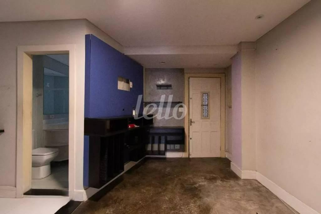 SALA de Apartamento para alugar, Padrão com 40 m², 1 quarto e em Santa Efigenia - São Paulo