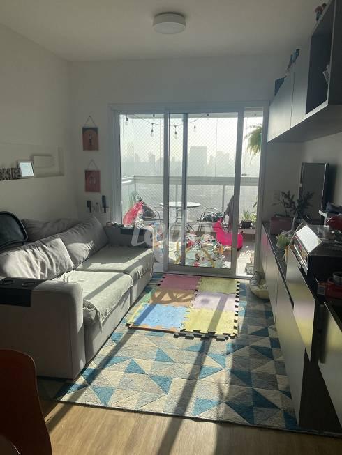 SALA de Apartamento à venda, Padrão com 82 m², 3 quartos e 2 vagas em Vila Mariana - São Paulo