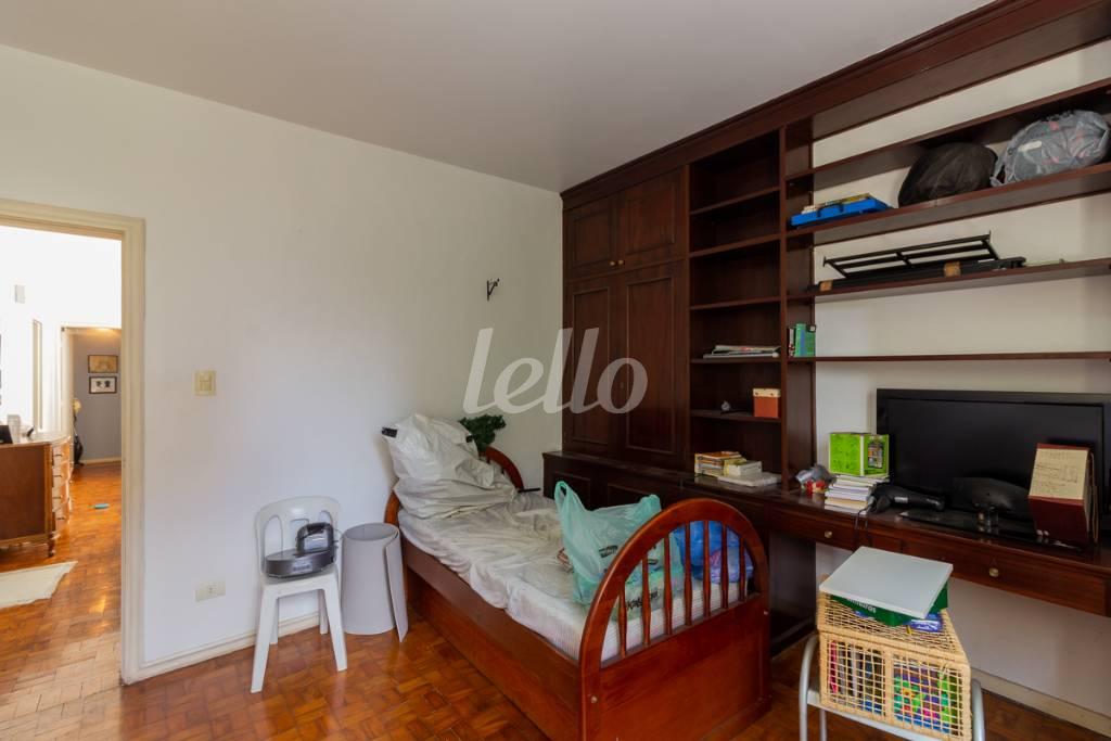 QUARTO2 de Casa para alugar, sobrado com 350 m², 4 quartos e 2 vagas em Vila Mariana - São Paulo