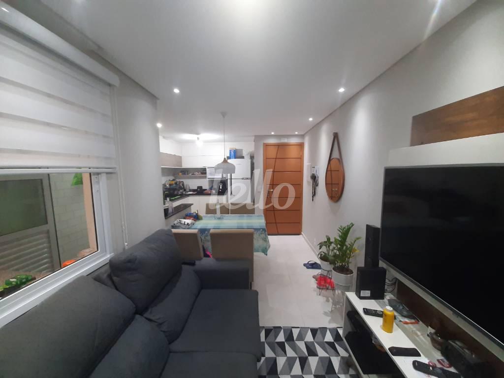 SALA DOIS AMBIENTES de Apartamento à venda, Padrão com 57 m², 2 quartos e 1 vaga em Vila Alzira - Santo André