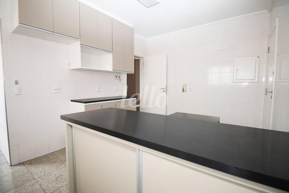 COZINHA de Apartamento à venda, Padrão com 117 m², 3 quartos e 3 vagas em Vila da Saúde - São Paulo