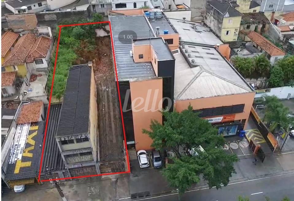 TERRENO de Área / Terreno à venda, Padrão com 750 m², e em Vila Oratório - São Paulo