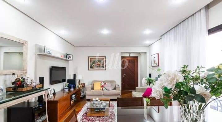 SALA DOIS AMBIENTES de Apartamento à venda, Padrão com 140 m², 3 quartos e 2 vagas em Centro - Santo André
