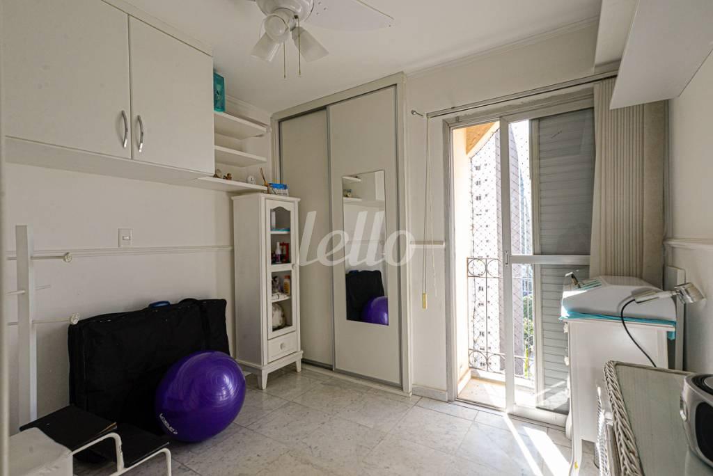 QUARTO de Apartamento à venda, cobertura - Padrão com 153 m², 3 quartos e 2 vagas em Santa Teresinha - São Paulo