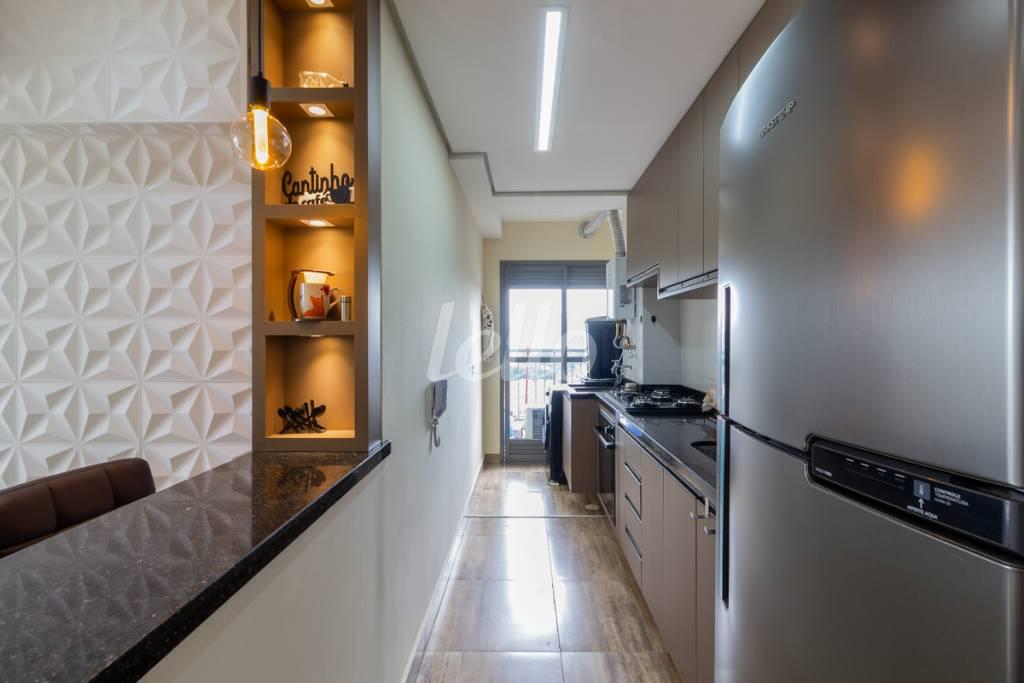 COZINHA de Apartamento à venda, Padrão com 71 m², 2 quartos e 1 vaga em Santo Amaro - São Paulo