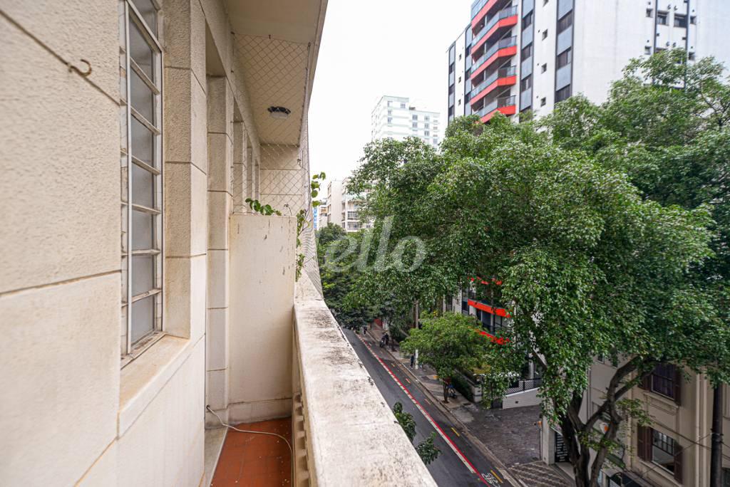 VARANDA SALA de Apartamento à venda, Padrão com 121 m², 3 quartos e em Higienópolis - São Paulo