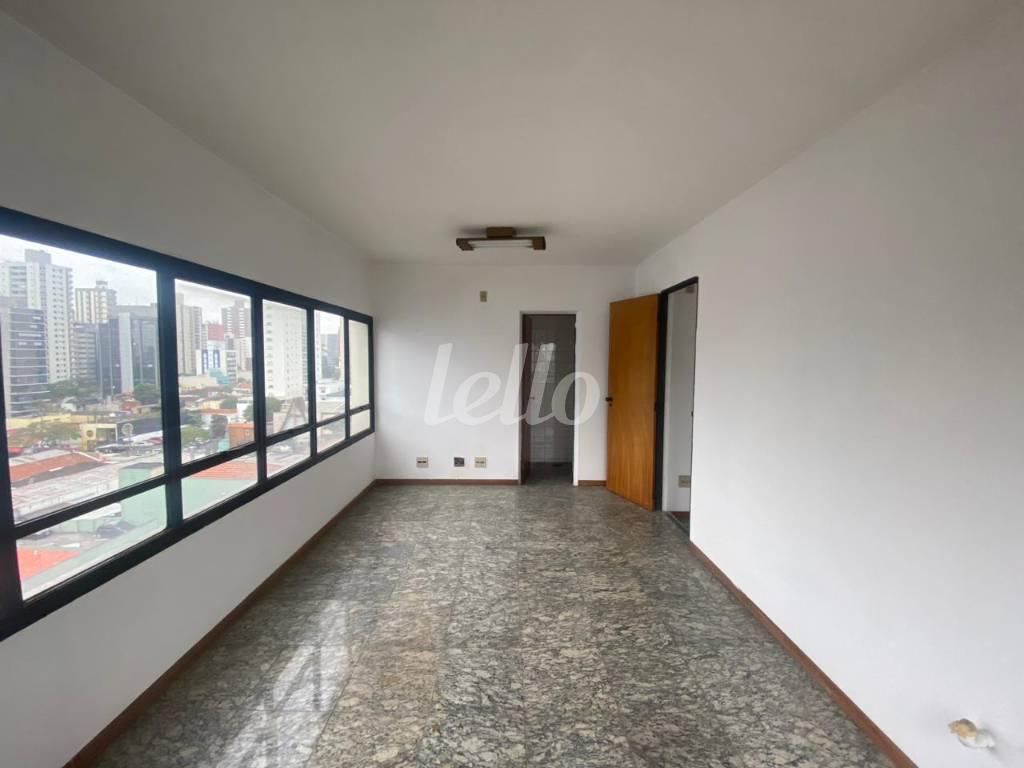 8 SALA 2 de Sala / Conjunto para alugar, Padrão com 34 m², e em Jardim - Santo André