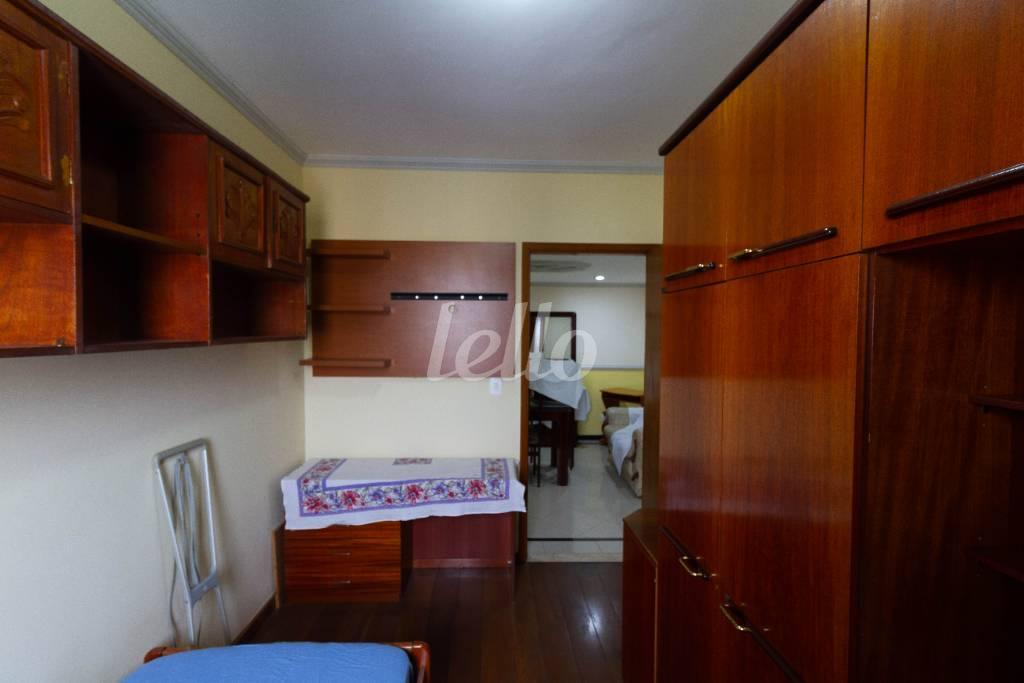 DORMITÓRIO 1 de Apartamento para alugar, Padrão com 108 m², 3 quartos e 2 vagas em Camargos - Guarulhos