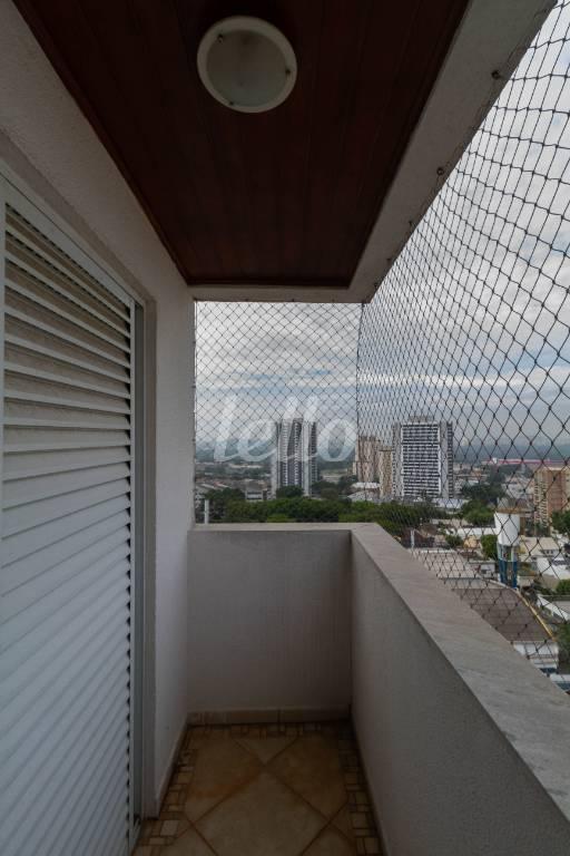 SACADA DA SUÍTE de Apartamento para alugar, Padrão com 108 m², 3 quartos e 2 vagas em Camargos - Guarulhos