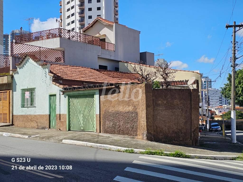 FRENTE de Área / Terreno à venda, Padrão com 198 m², e em Vila Regente Feijó - São Paulo