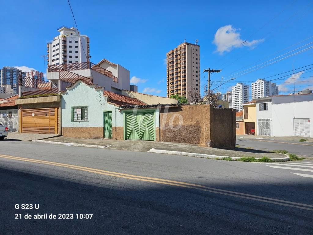 FRENTE de Área / Terreno à venda, Padrão com 198 m², e em Vila Regente Feijó - São Paulo