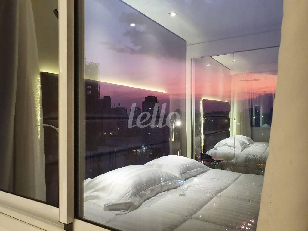 SUITE de Apartamento à venda, Flat com 30 m², 1 quarto e 1 vaga em Vila Olímpia - São Paulo