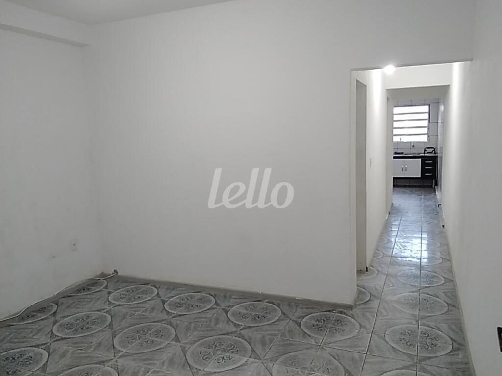 SALA de Casa para alugar, de vila - térrea com 60 m², 1 quarto e em Mooca - São Paulo