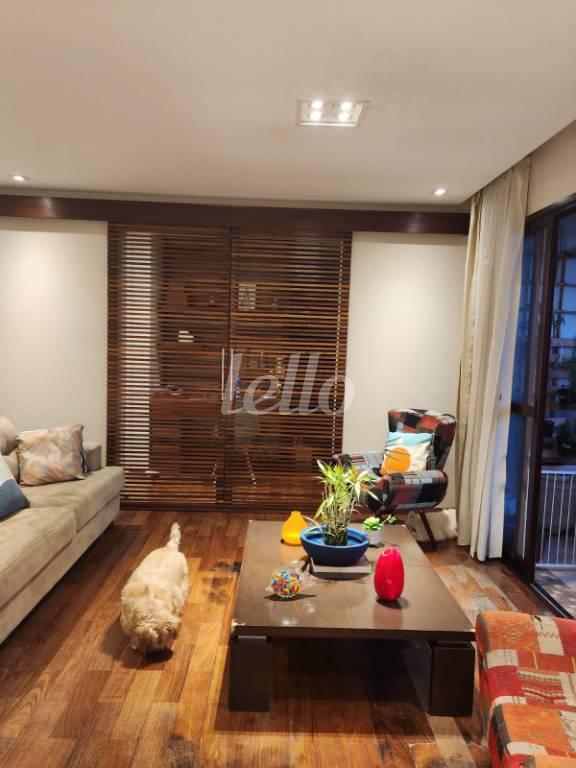 SALA de Apartamento à venda, Padrão com 115 m², 2 quartos e 2 vagas em Santana - São Paulo