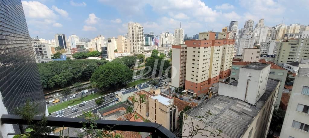 VISTA de Apartamento à venda, Padrão com 40 m², 1 quarto e 1 vaga em Bela Vista - São Paulo