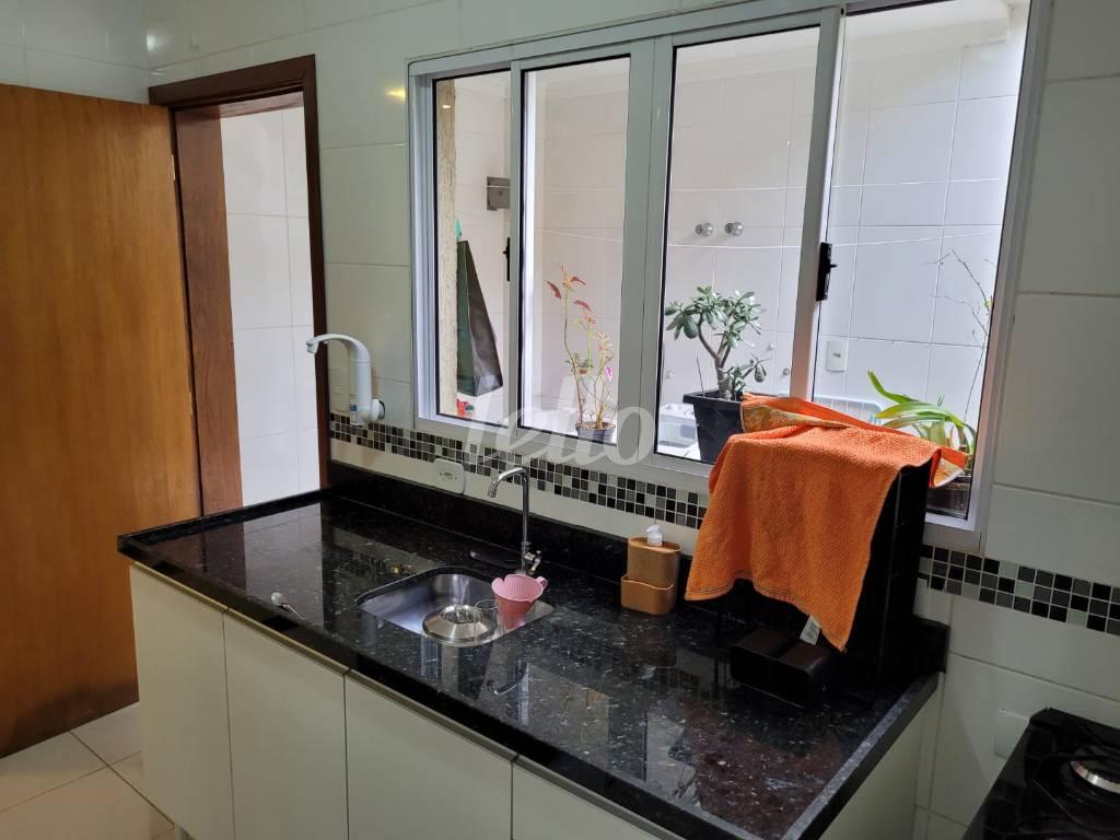 COZINHA de Casa à venda, em condomínio - sobrado com 77 m², 3 quartos e 2 vagas em Vila Bertioga - São Paulo