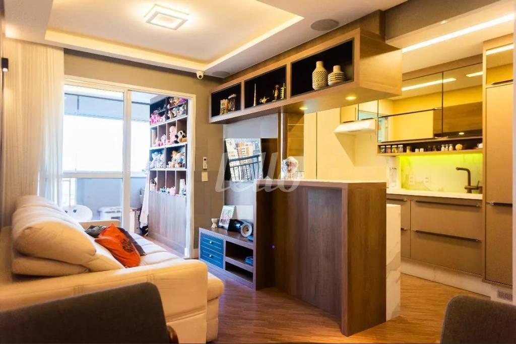 SALA de Apartamento à venda, Padrão com 130 m², 2 quartos e 2 vagas em Tatuapé - São Paulo