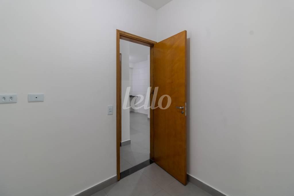 QUARTO 1 de Apartamento para alugar, Padrão com 40 m², 2 quartos e em Parque Vitória - São Paulo