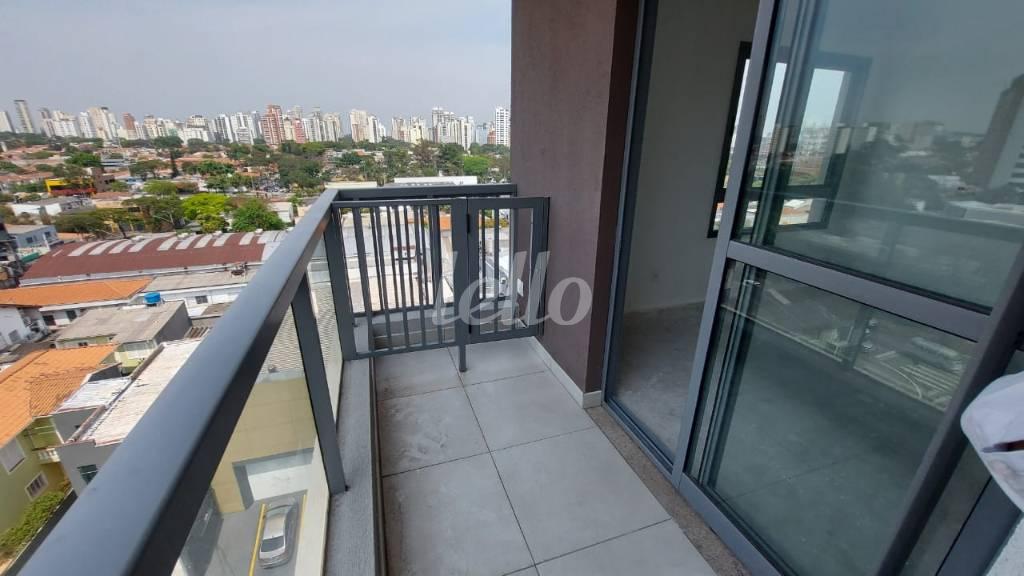 VARANDA de Apartamento à venda, Padrão com 25 m², 1 quarto e 1 vaga em Indianópolis - São Paulo