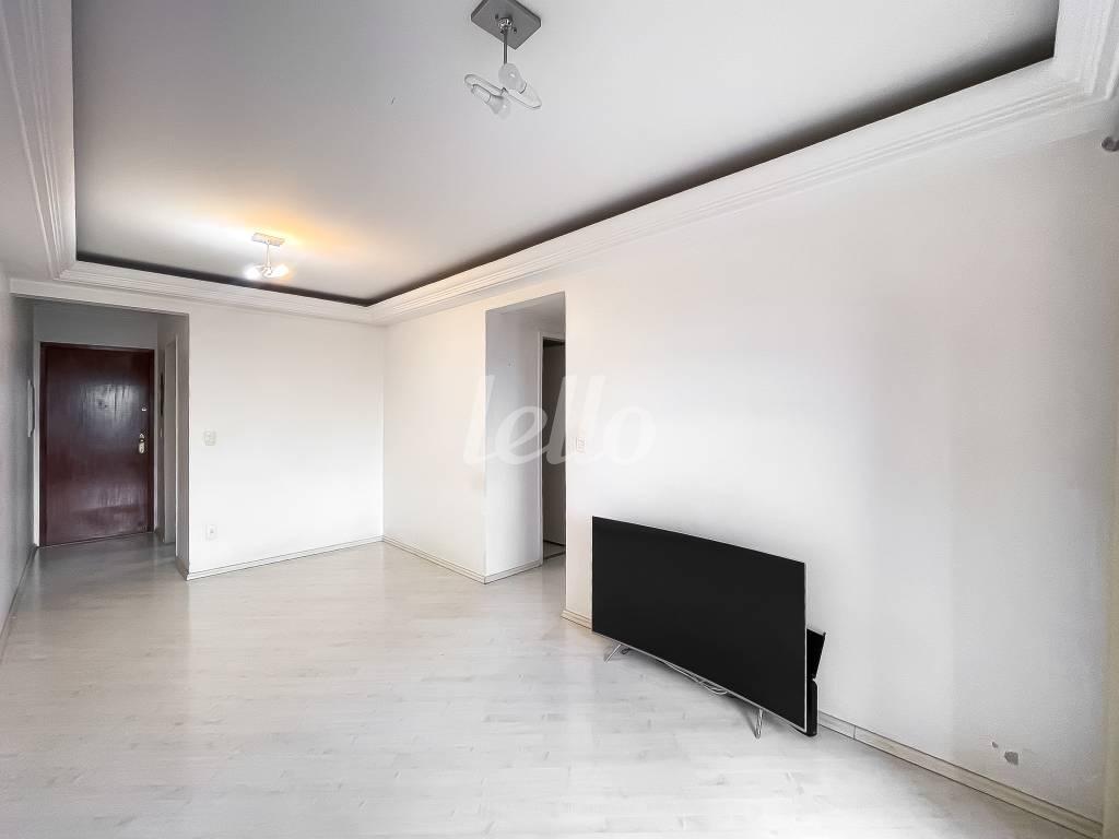 3 SALA (2) de Apartamento à venda, Padrão com 61 m², 2 quartos e 1 vaga em Vila Bertioga - São Paulo