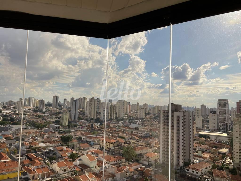VISTA de Apartamento à venda, Padrão com 133 m², 3 quartos e 2 vagas em Vila Regente Feijó - São Paulo