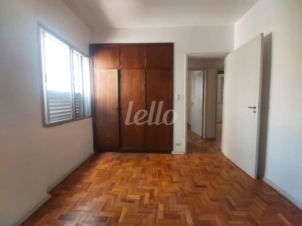 DORMITÓRIO de Apartamento à venda, Padrão com 68 m², 3 quartos e 1 vaga em Jardim Paulista - São Paulo