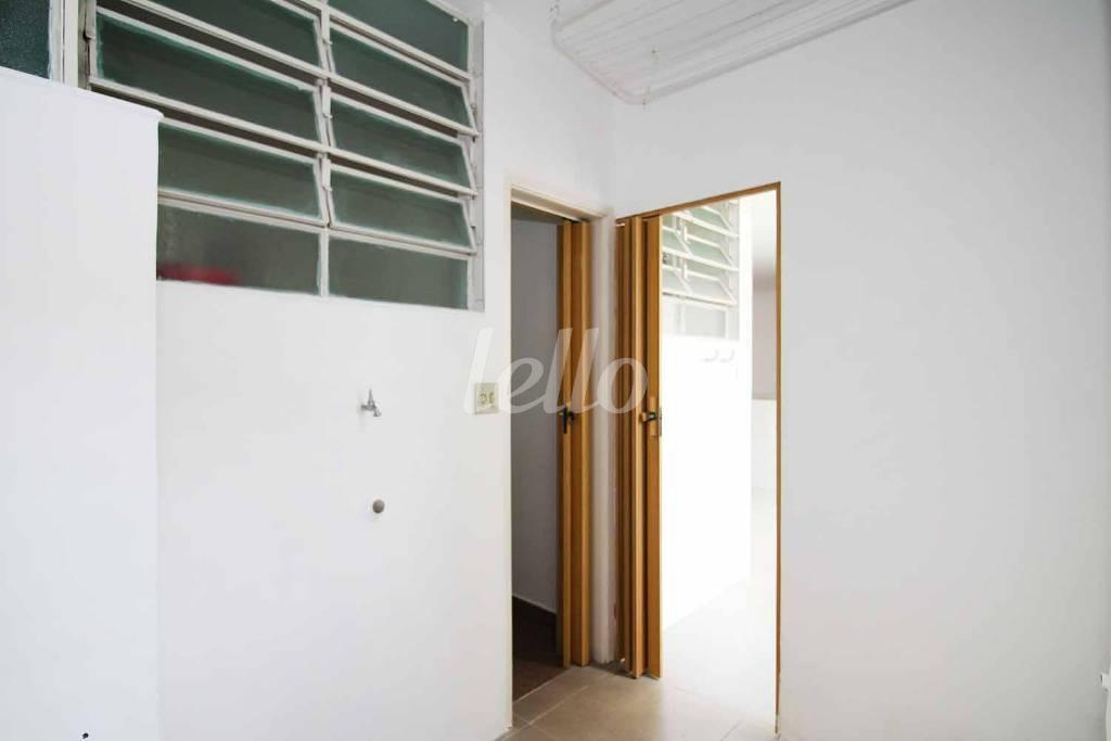 ÁREA DE SERRVIÇO de Apartamento à venda, Padrão com 127 m², 3 quartos e 1 vaga em Jardim Paulista - São Paulo