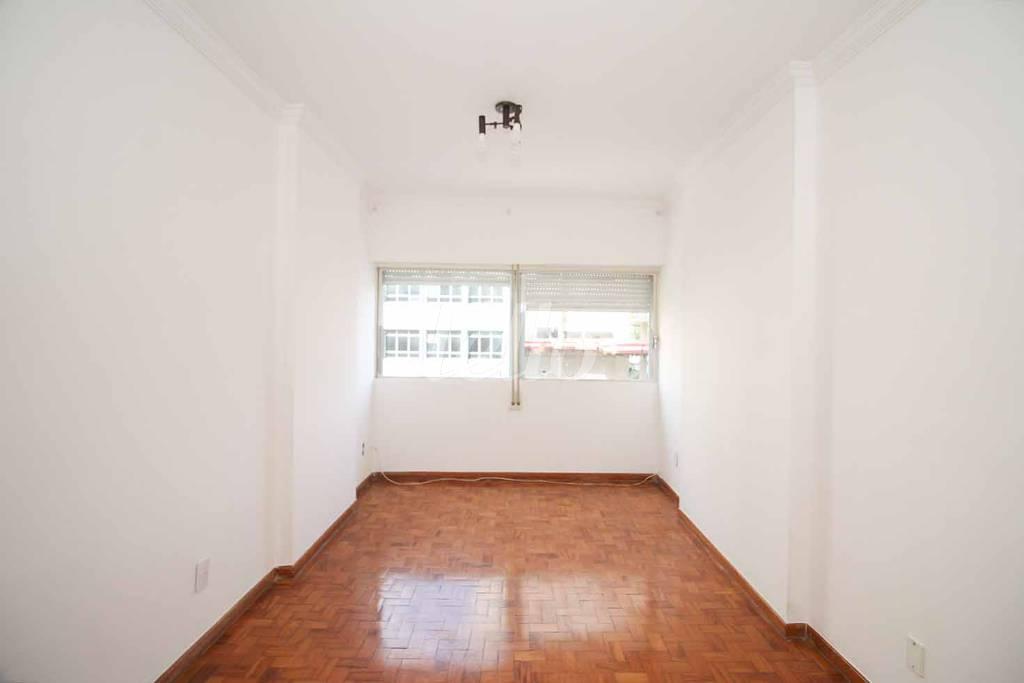 SUÍTE de Apartamento à venda, Padrão com 127 m², 3 quartos e 1 vaga em Jardim Paulista - São Paulo